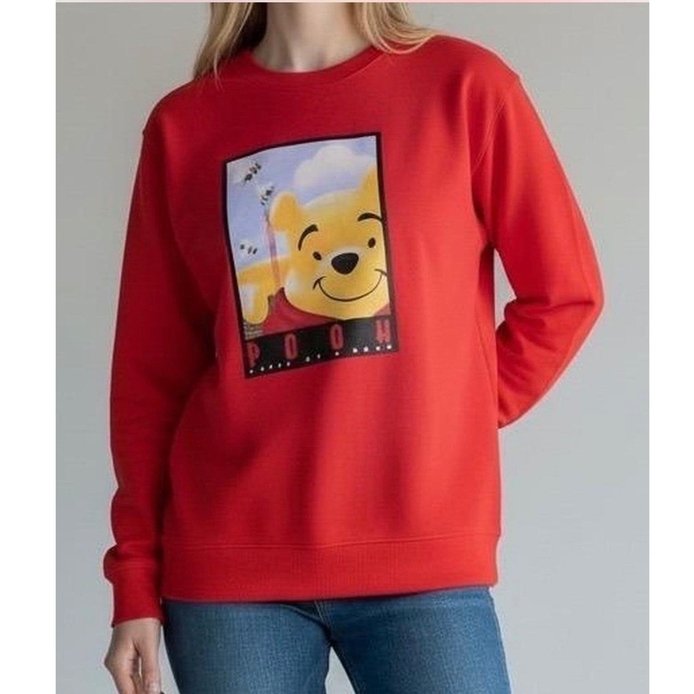 Disney Sweatshirt Unisex L Red Winnie the Pooh Honey of a Bear Vintage 90s